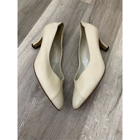 Peter Kaiser Cream Heels Pointed Toe Leather Pumps, Size 10, MSRP $200 - Picture 7 of 9
